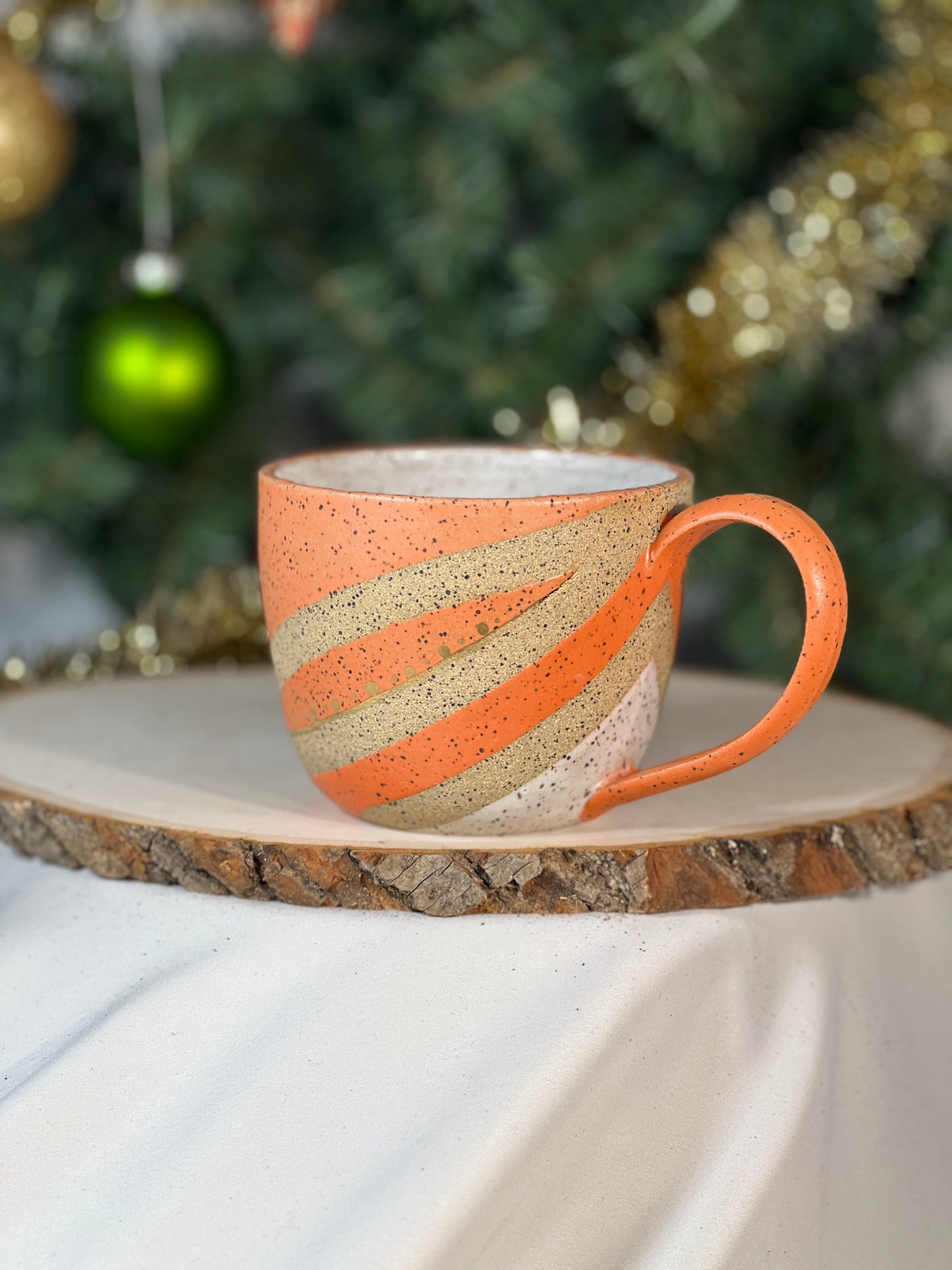 Orange 14 oz speckle mug w gold accent