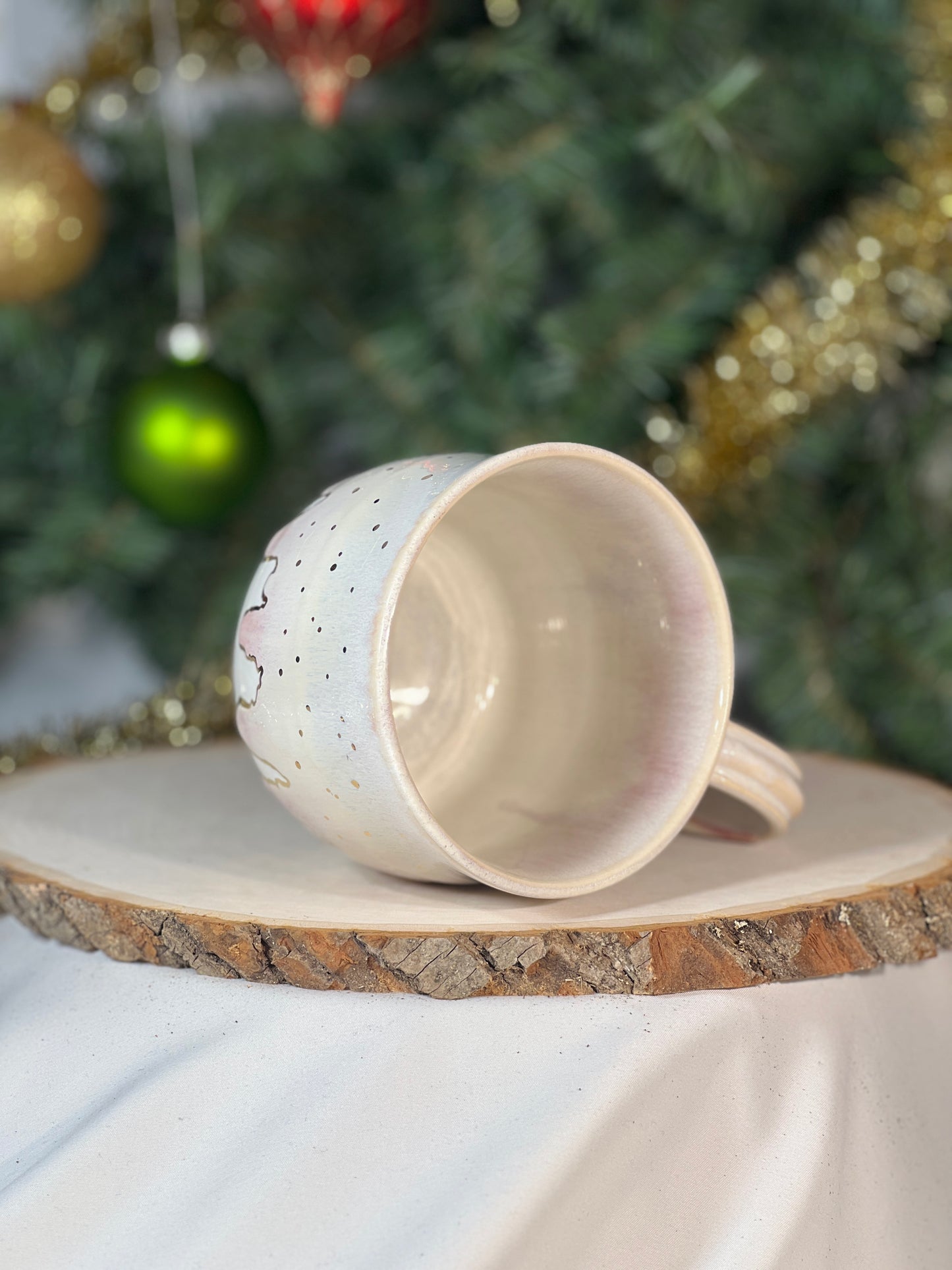 Light pink color melt  16 oz mug with gold luster accents